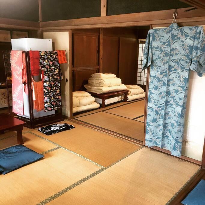 ゲストハウス+カフェわ　１日１組限定！ 築１００年の農家の古民家で宿泊体験、薪でお風呂沸かせます。焚き火もできます。 Kannami Ngoại thất bức ảnh